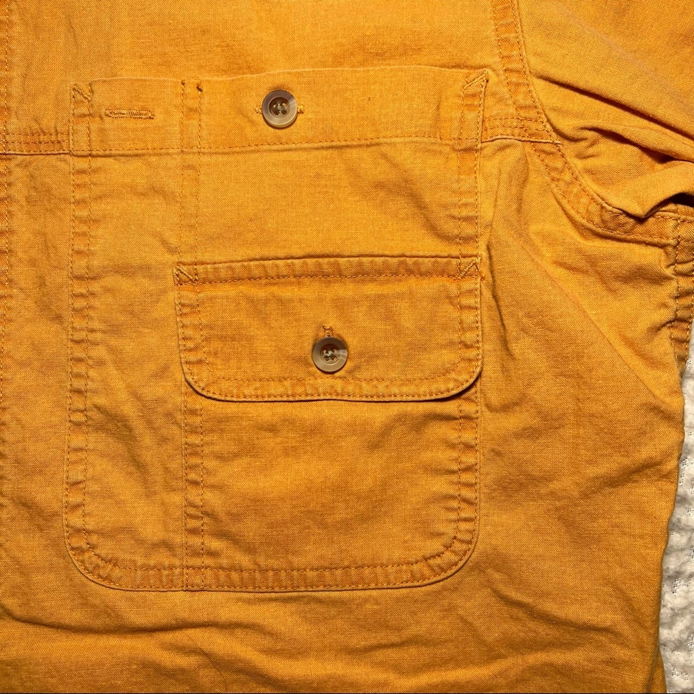 Red‎ Head Button-Up Bass Shirt - Picture 4 of 7